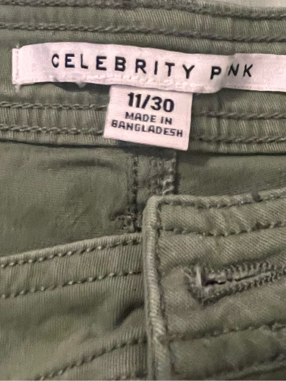 Y2K Sage Green Wide Leg Cargo Pants Off Duty Model 11/30 Women’s 8-10 Minimalist - Picture 7 of 9